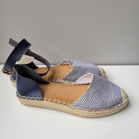 Old navy espadrilles sandals - Picture 5 of 6